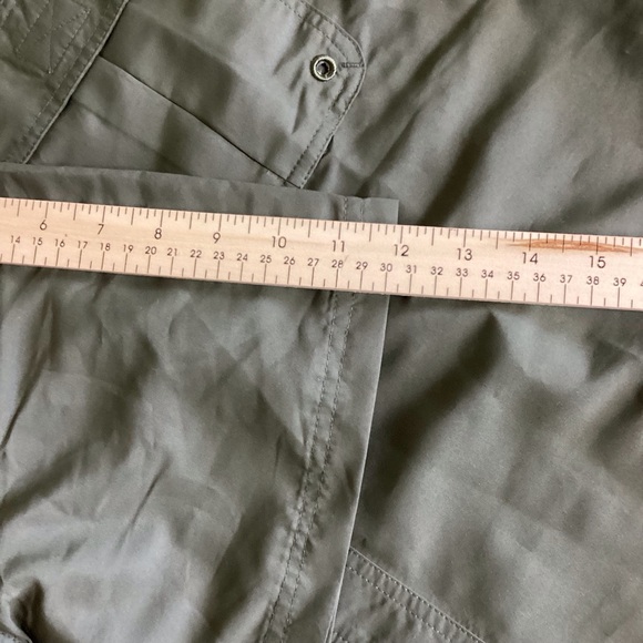 Mens Short/SL Shirt Sz. Lrg  Big/Tall NWOT Dark Green Camping Shirt - Picture 5 of 7